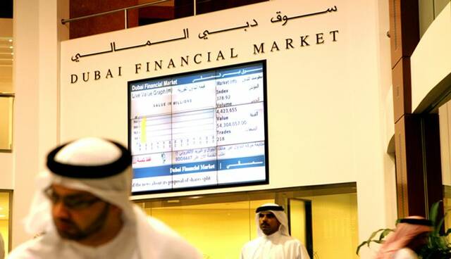 بورصة دبي تقفز لأعلى مستوى في 10 سنوات.. وأبوظبي تخالف الاتجاه