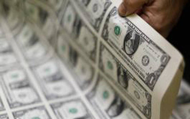 Egypt pound steadies in dollar sale auction