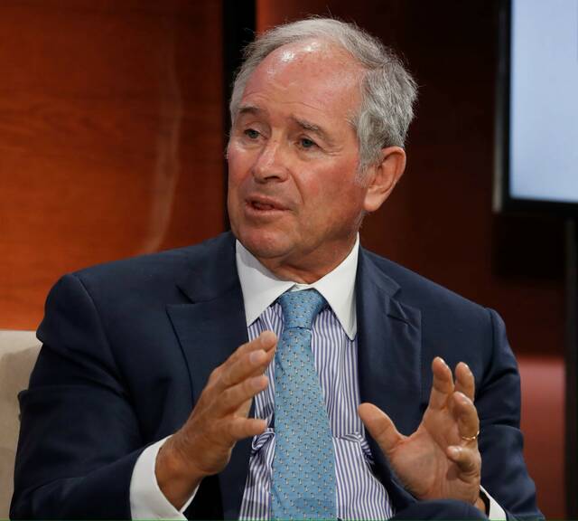 رئيس مجلس الإدارة والرئيس التنفيذي لشركة "بلاكستون" ستيفن شوارزمان