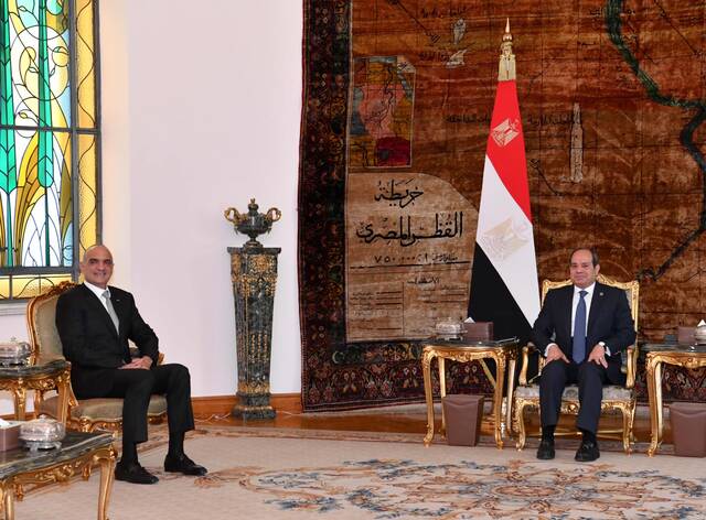 السيسي يبحث مع رئيس وزراء الأردن الأوضاع في قطاع غزة