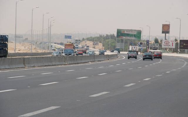 النقل المصرية تستعرض أعمال تطوير الطريق الدائري حول القاهرة الكبرى