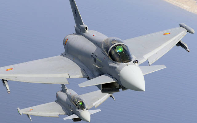 الكويت تتسلم أولى دفعات طائرات "يورو فايتر" عام 2020