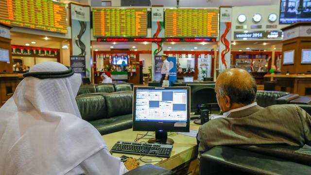 (تحليل) أبرز الأسهم الإماراتية الرابحة والخاسرة في 2019