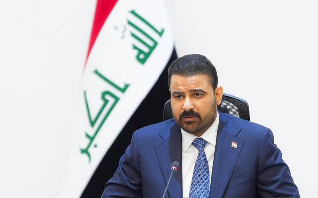 رئيس مجلس الوزراء خلال اجتماع موسع لوزارة النفط لبحث تداعيات أزمة إغلاق مضيق هرمز