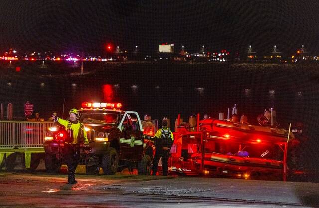 اصطدام طائرتان بواشنطن ووفاة جميع الركاب