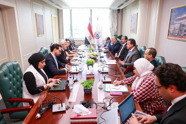 مصر وكولومبيا تبحثان التعاون لتقديم المساعدات الطبية في غزة