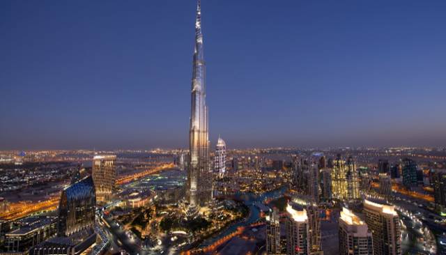 "دبي للسياحة" تروج للوجهات الجديدة ببريطانيا