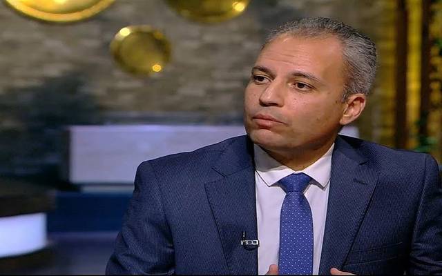 تقرير: مدبولي يقبل استقالة نائب وزير النقل المصري