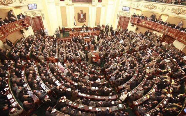 النواب المصري يوافق على النظر في مشاريع قوانين من الفصل التشريعي الأول
