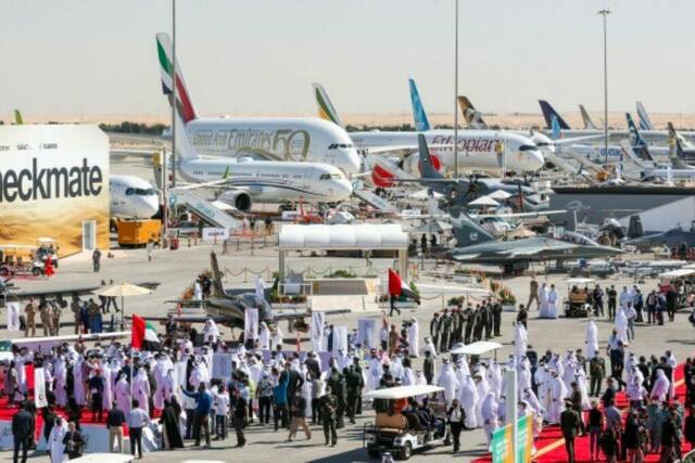 فعاليات سابقة لمعرض دبي للطيران