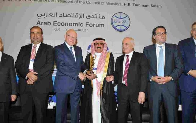منتدى الاقتصاد العربي يُكرم "البلاع" رئيس مجلس إدارة "مباشر"