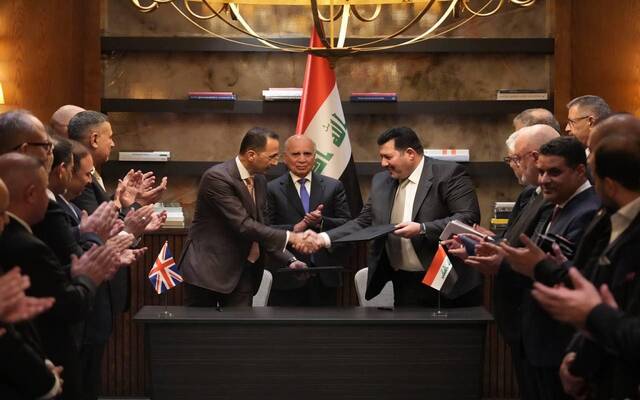 على هامش توقيع إحدى مذكرات التفاهم