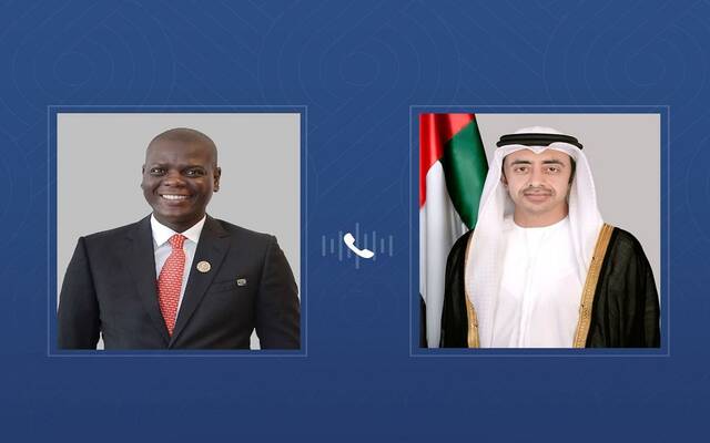الشيخ عبدالله بن زايد آل نهيان نائب رئيس مجلس الوزراء وزير الخارجية الإماراتي و رونالد لامولا وزير العلاقات الدولية والتعاون في جمهورية جنوب أفريقيا