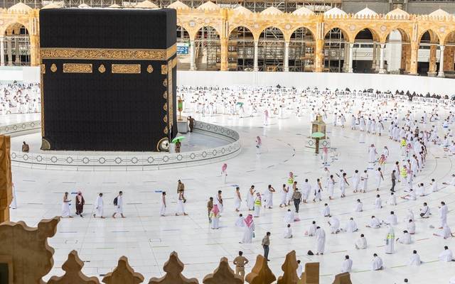 وزير الحج السعودي يقترح ترتيب اجتماع لبحث انتقال قطاع العمرة لوزارة السياحة
