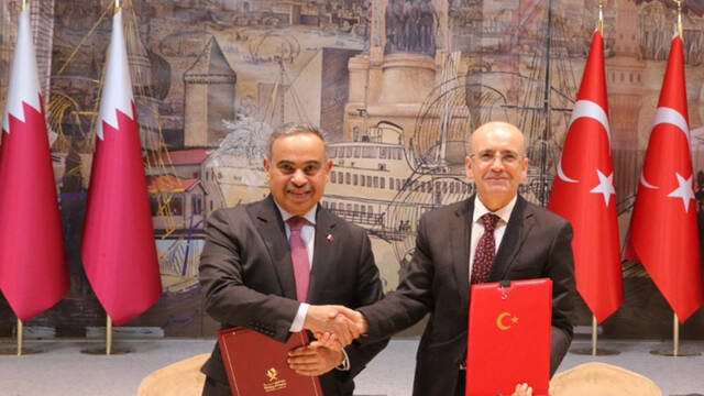 خلال الاجتماع