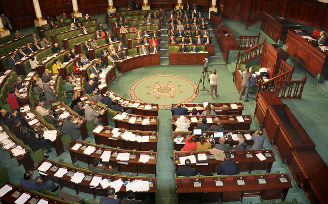 البرلمان التونسي يوافق على قرض بـ120 مليون يورو