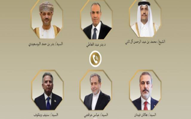 الوزراء المشاركون في المباحثات