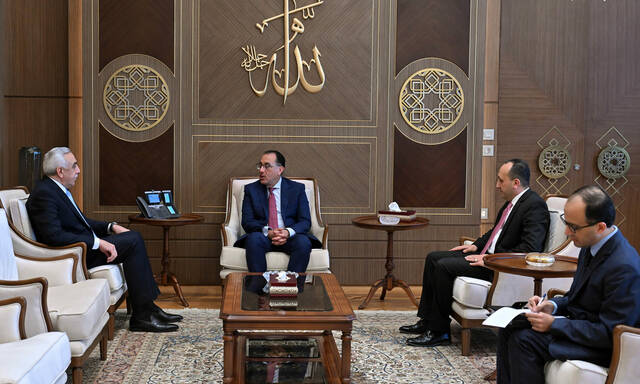 مدبولي يؤكد حرص مصر على دعم العلاقات مع العراق في مختلف المجالات