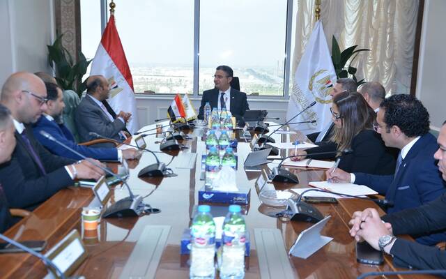 شريف فاروق وزير التموين والتجارة الداخلية المصري