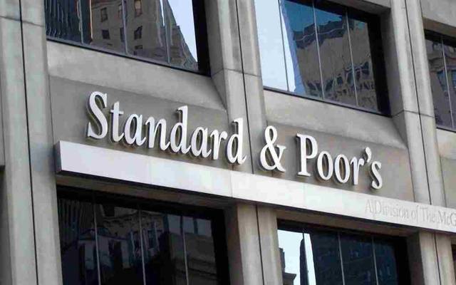 S&P revises its outlook on 3 Egyptian banks from positive to stable