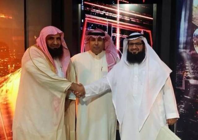 الغامدي: لا ارى مخالفة في اكتتاب البنك الاهلي ..والعجيري:تخلصوا من فوائد البنوك