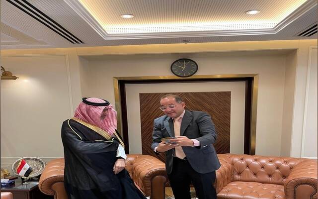 سفير المملكة ووزير المالية المصري يبحثان تعزيز التعاون الاقتصادي