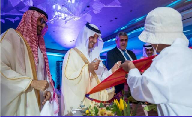 وزير السياحة رئيس مجلس إدارة هيئة السعودية للسياحة أحمد بن عقيل الخطيب