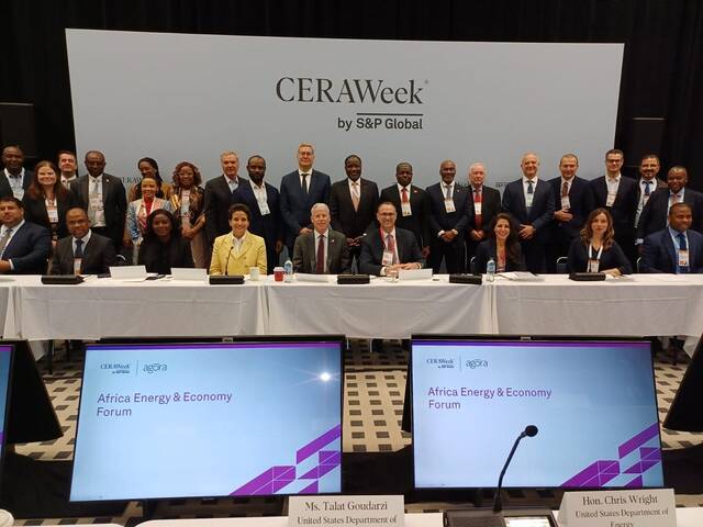 وزير البترول يستعرض جهود مصر في جذب الاستثمارات بقطاع الطاقة