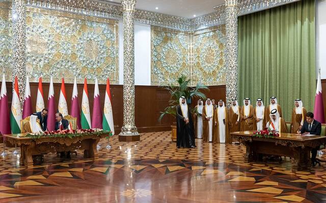 قطر وطاجيكستان توقّعان 15 اتفاقية ومذكرة تفاهم