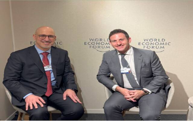 وزير التجارة والصناعة الكويتي خليفة العجيل