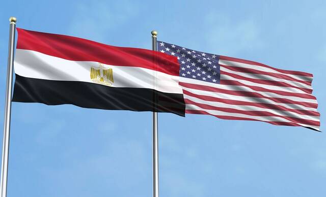 مصري وأمريكا