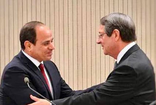 السيسي يبحث مع رئيس قبرص سبل الارتقاء بالعلاقات الثنائية