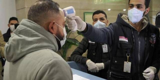 مصر تسجل زيادة جديدة بإصابات كورونا اليومية و13 حالة وفاة.. الجمعة