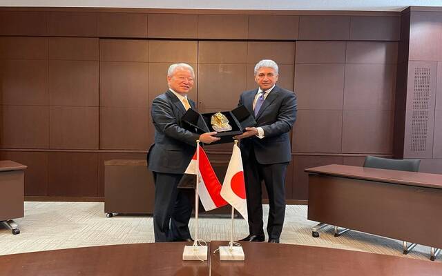 وزير السياحة المصري يبحث التعاون مع رئيس هيئة التعاون الدولي اليابانية