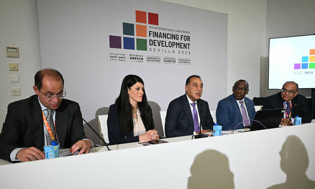 مدبولي: مصر ماضية في خفض الدين وتحقيق النمو بقيادة القطاع الخاص