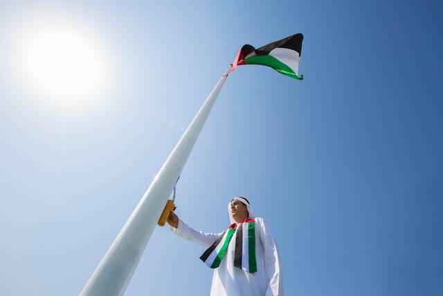 كيف احتفلت الإمارات بـ"يوم العلم" ؟ .. صور