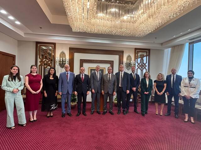 مصر وهولندا تبحثان تعزيز التعاون في مكافحة الهجرة غير الشرعية