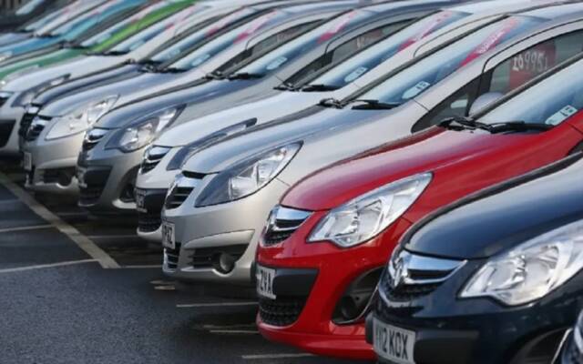 السيارات الأوروبية تحت ضغط الرسوم والمنافسة الصينية مع صعود المركبات الكهربائية