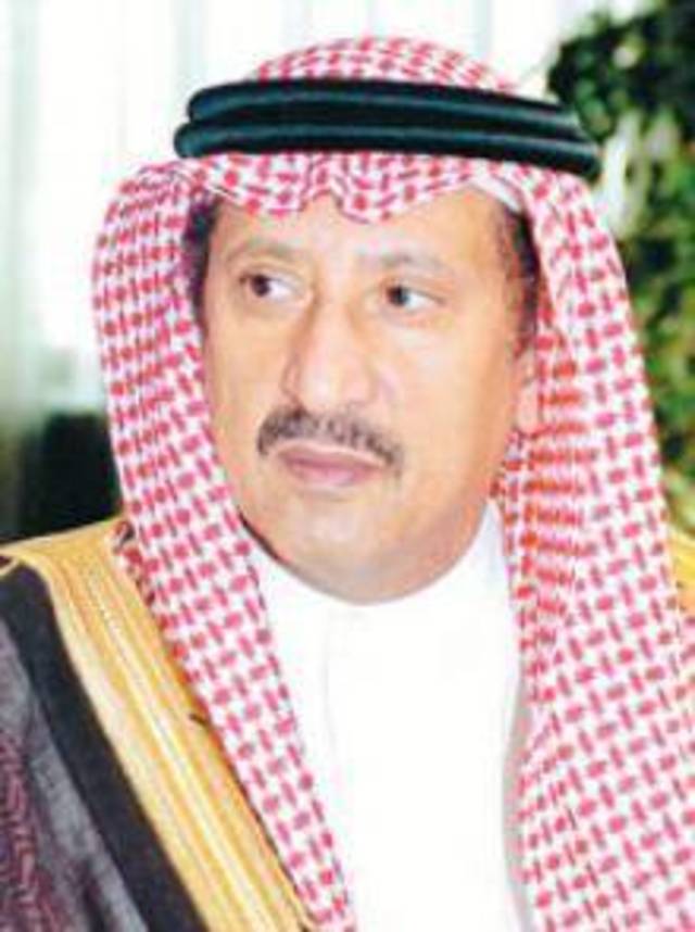  الأمير تركي بن ناصر يوقع عقود إعادة تأهيل المناطق المتضررة في شمال وشرق المملكة من حرب الخليج