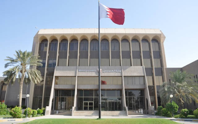 البحرين تتحمل رواتب موظفي القطاع الخاص بقيمة 215 مليون دينار