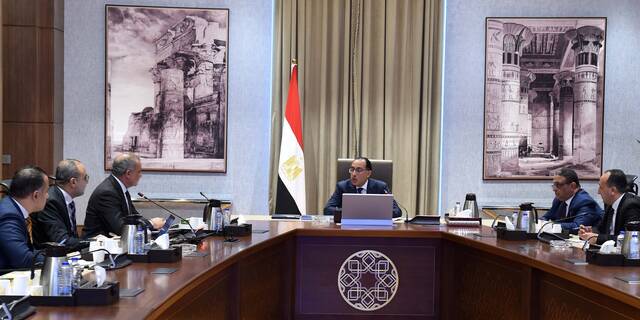 الدكتور مصطفى مدبولي خلال اجتماع مع رئيس مجلس إدارة صندوق التنمية الحضرية