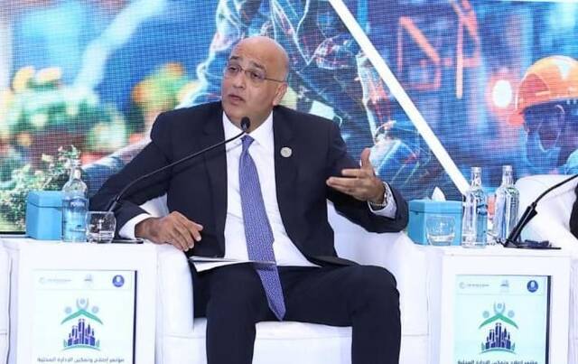 باسل رحمي الرئيس التنفيذي لجهاز تنمية المشروعات المتوسطة والصغيرة