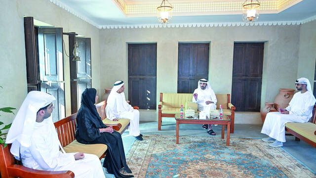 ولي عهد دبي يعتمد حزمة من المشاريع التطويرية في "حتا"