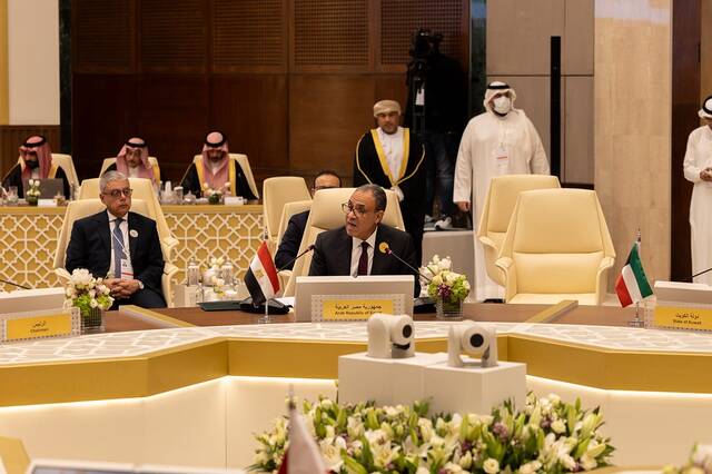 الوزير بدر عبدالعاطي