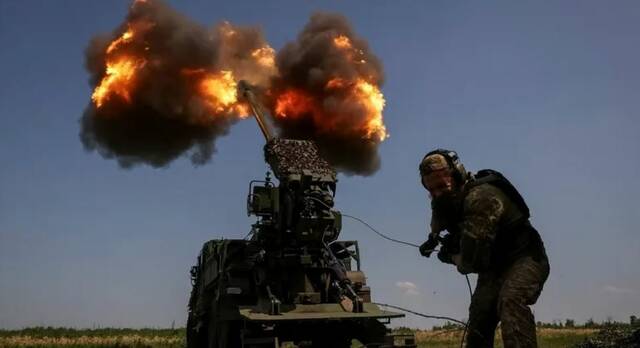 "فاينانشيال تايمز": خطط غربية للاستحواذ على أرصدة روسيا المجمدة