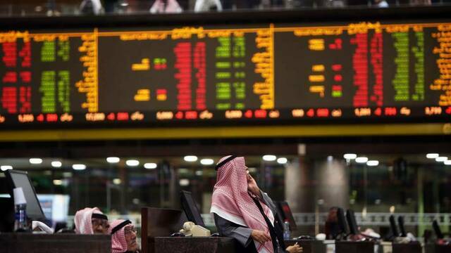 تباين مؤشرات بورصة الكويت فى الختام