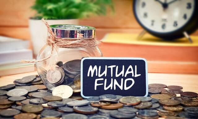 Prices of investment funds including certificates in EGP, USD