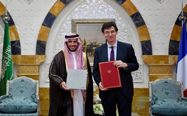 السعودية توقع اتفاقية تعاون مع فرنسا في مجال الاستخدام السلمي للفضاء