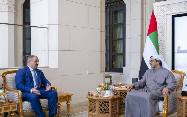 الشيخ منصور بن زايد آل نهيان نائب رئيس الدولة