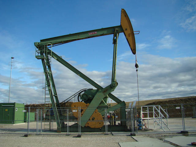 ارتفاع مخزونات النفط الأمريكية بمقدار 4.6 مليون برميل